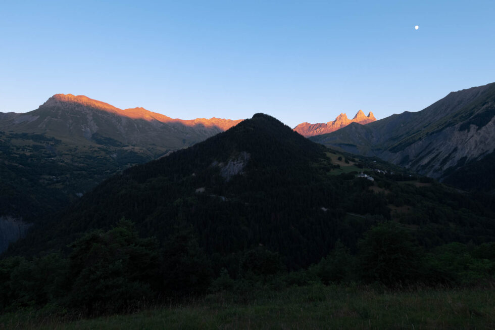 Montrond et les Aiguilles d'Arves